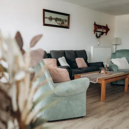 Usedlost بيت للعطل