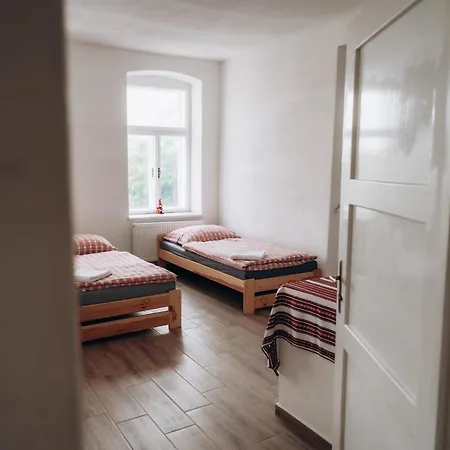 Usedlost بيت للعطل